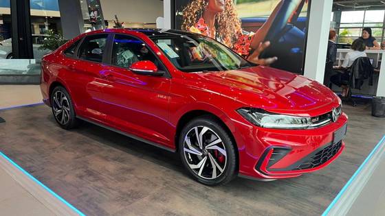 VOLKSWAGEN JETTA 2.0 350 TSI GASOLINA GLI DSG